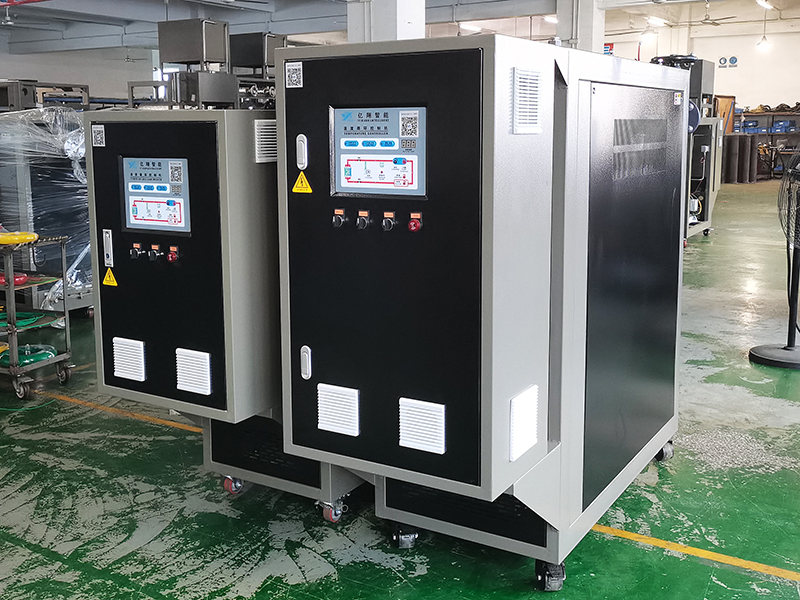 塑料廠選用水溫機(jī)好，還是油溫機(jī)好？